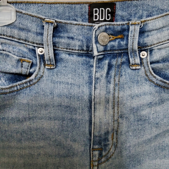 BDG Twig High-Rise Urban Outfitters Ripped Jeans - Picture 9 of 12